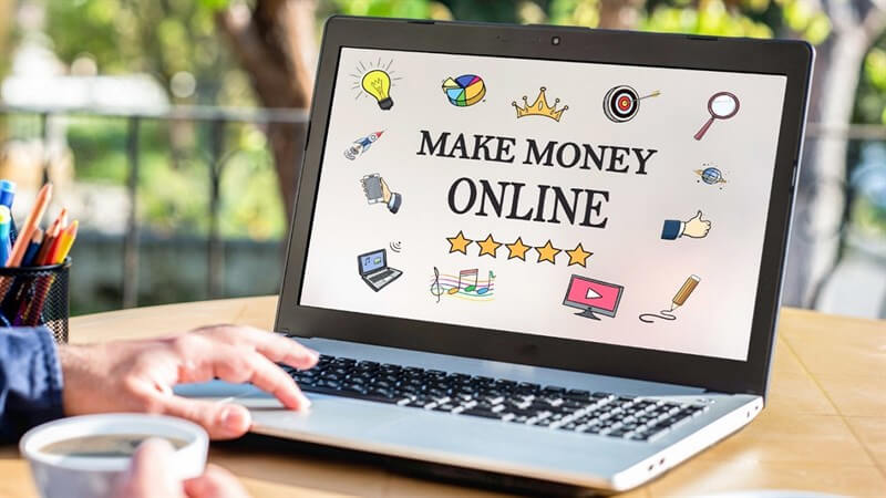 Dùng laptop để kiếm tiền online