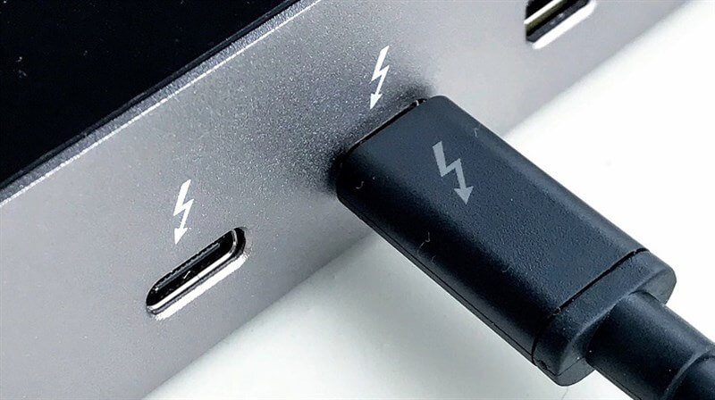 Cổng USB Type-C sẽ được thay thế hoàn toàn các cổng sạc cũ trên laptop